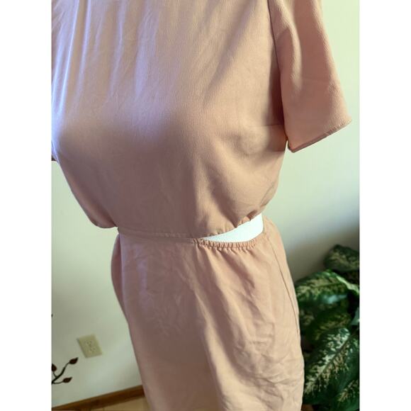 Abercrombie & Fitch Light Pink Cut out Dress - Picture 5 of 7